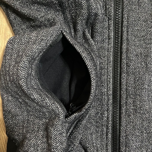 Lululemon Hooded Zip-up - Picture 4 of 4